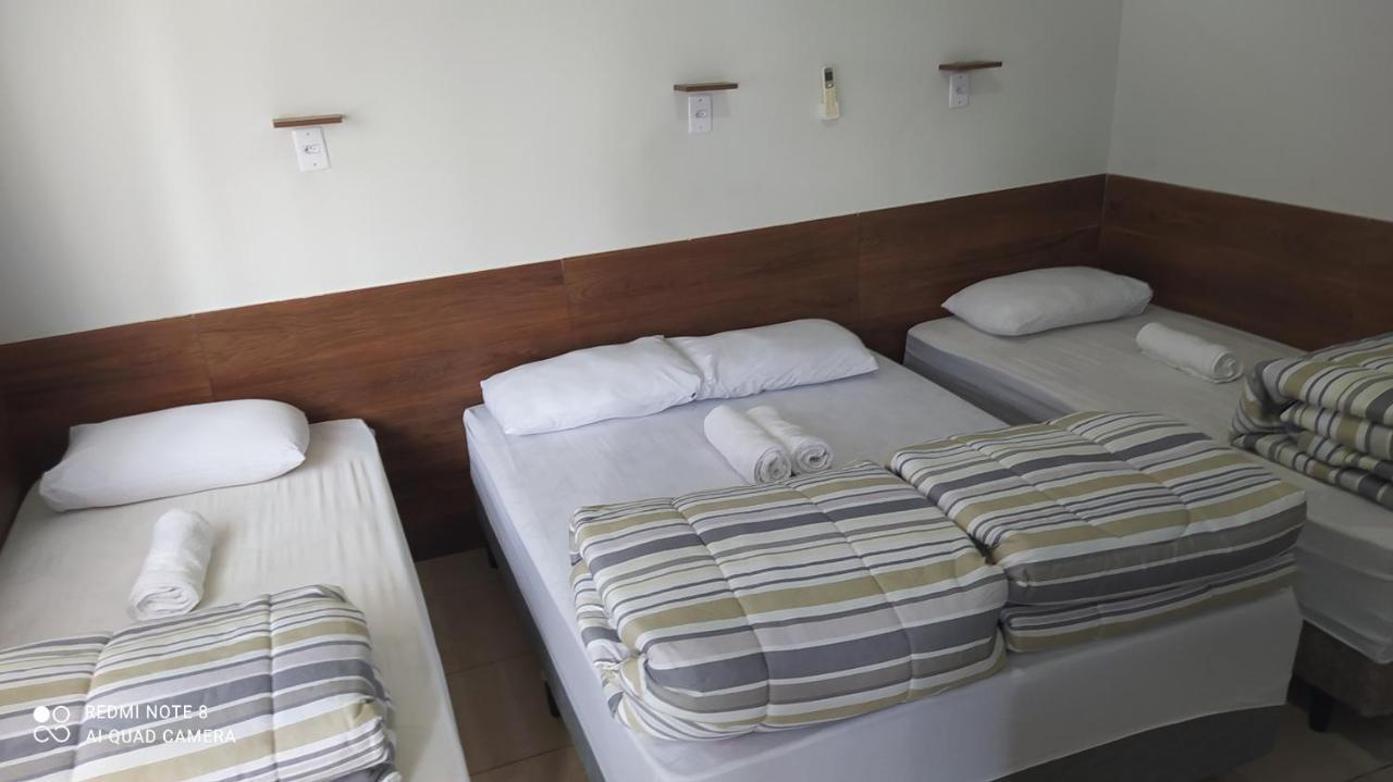 Pousada Quarto Familiar Com Ar,Frigobar,Wi Fi, Garagem Aparecida  Esterno foto